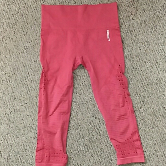 Gymshark Other - Gymshark cropped leggings